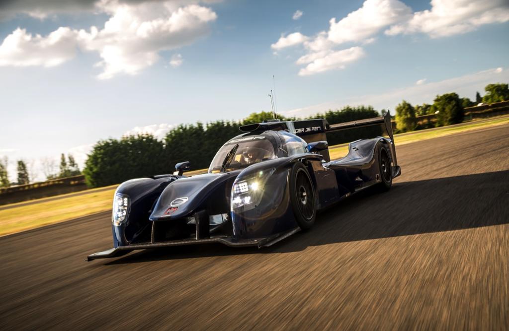 THE MANUFACTURER The Company Onroak Automotive, manufacturer of race cars, was born from the combination of the two passions of its CEO Jacques Nicolet: a passion for motorsport, especially for the