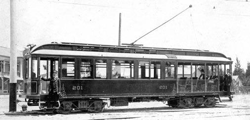 Chapter One Old PE Days: 1902-1911 The PE 500s were divided into two subclasses. The first group, subsequently dubbed Baby Fives 3, was built for the PE in 1902 as cars 200-229 (a.k.a. 200s for the period 1902-1911).