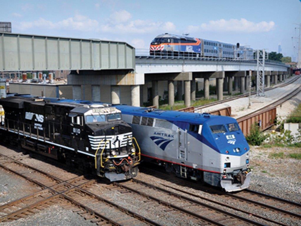 The stations serve Amtrak s Cascades and Coast Starlight services, while also serving the Amtrak Empire Builder at Portland.