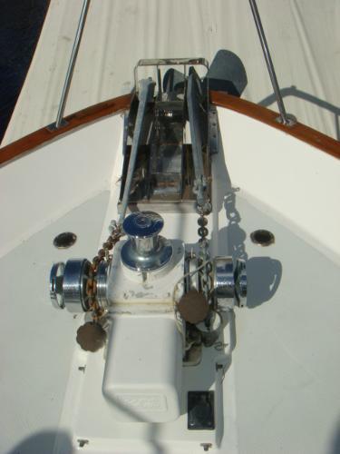 aft  anchor windlass