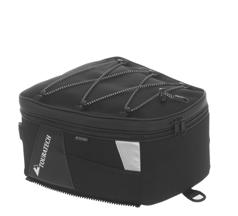 Tank Bag Triumph Tiger 800 / XC The sport tank bag is perfectly adapted to the Tiger 800 tank s shape. Its capacity can be further expanded with a zip.