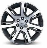 22" 7-SPOKE ALUMINIUM WHEELS WITH PREMIUM PAINT AND CHROME INSERTS Standard on Escalade and Escalade ESV
