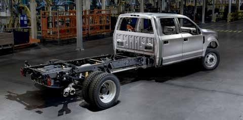 As do tradesmen in heavy construction, landscaping, electrical and more. With this 208 Super Duty Chassis Cab frame and body, they can work hard. And work smart.