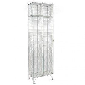 email: sales@harlequinofficefurniture.com Locker 3 Tier W305 x D305 x H1850mm Reinforced Doors Hasp and Staple as Standard Padlock not Included, but available to order.