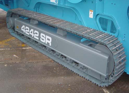CRAWLER TRACKS Type: Heavy-duty tracks fitted as standard. Pitch: 160mm. Longitudinal centres: 3800mm.
