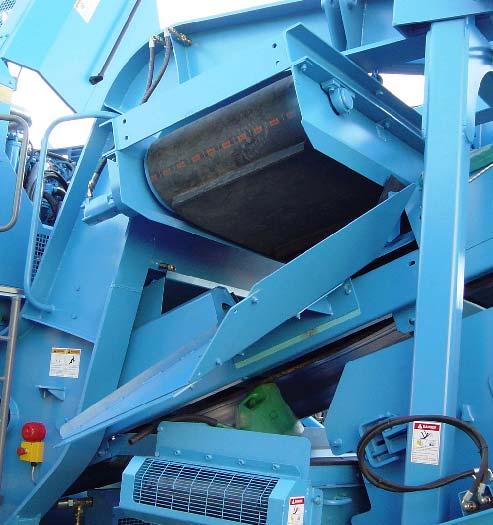 MAGNET (OPTIONAL EXTRA) Magnet Type: Magnet Magnet length: Discharge chute: Power: Suspended self-cleaning overband, fitted with endless belt. 750mm. 1000mm. Hydraulic Motor. Pre-set variable speed.