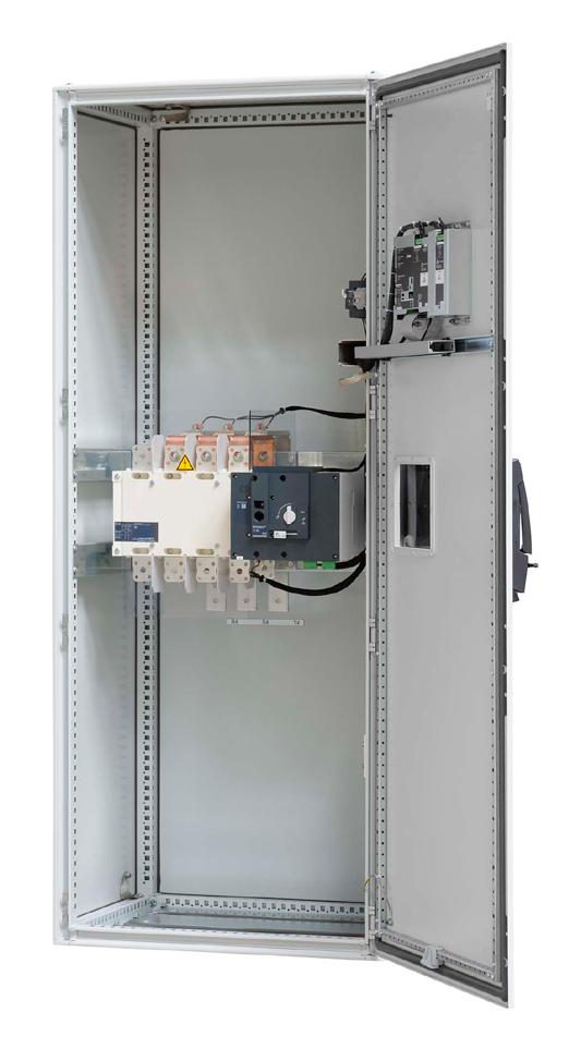 VERSO 200 CHANGEOVER SWITCHES Verso 200 The Verso 200, available from 200 to 3200A is autonomous and complete. This changeover switch is perfectly suited to low voltage industrial applications.