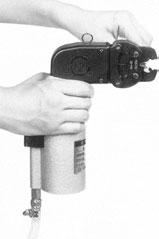 Crimping tools / machines Pneumatic Tools (YA series) These pneumatic tools operate on compressed