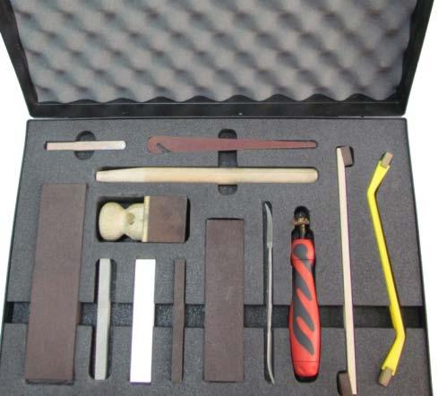 polisher with curved plastic handle 90668N 7 Brush seater Maintenance tool case It includes a set of grinding stones and slotters for the preparation of all types of commutators and slip rings.