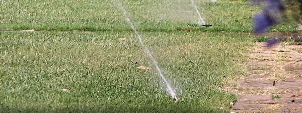 Rotor-Type Sprinkler Heads with Single Stream. A valve circuit or valve zone is a group of sprinklers that are all turned on and off by the same valve.