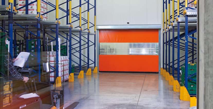V 2715 SEL R Internal door with SoftEdge and tubular drive SAFETY LIGHT GRILLE as standard For logistics areas and supermarkets Storage shelves often do not permit a gearbox that protrudes on the