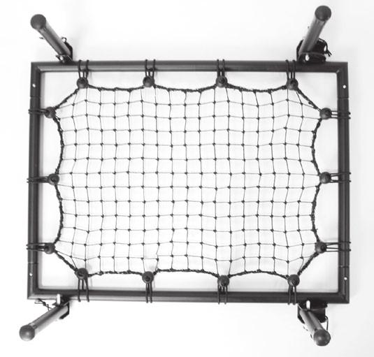 Starting at position 1 (see diagram) on the frame, slide the bungee head under the net and through the net square.