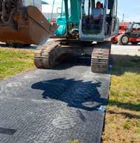 quality standards One mat but two different traction surfaces rugged IsoTraction surface for