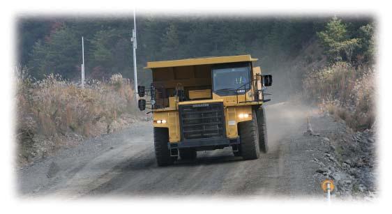 O FF-HIGHWAY T R UCK PRODUCTIVITY FEATURES HM350-1 ARTICULATED DUMP TRUCK Komatsu technology Komatsu develops and produces all major components, such as engines, electronics and hydraulic components,