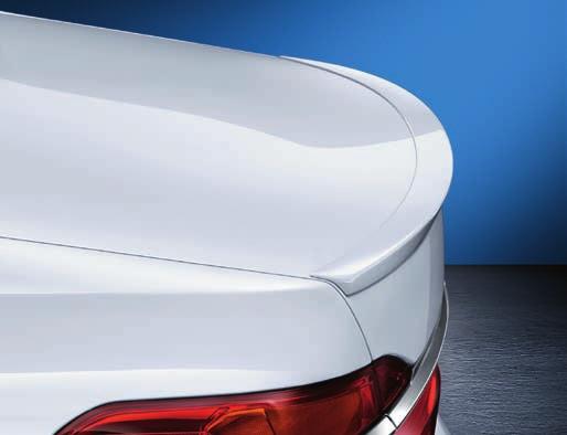 Rear spoiler This premium-quality PUR spoiler emphasises the dynamic presence of the