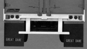 front GREAT DANE wing on extreme upper left of trailer side Modeling Notes This GREAT DANE