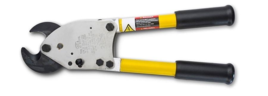 QUALIT Y I EXPERIENCE PROFESSIONALISM I D E D I C AT I O N CUTTERS I COMPACT RATCHETING CABLE CUTTER Compact, lightweight cutter for confined spaces Ratchet-type jaws with shear-cut blades grip and