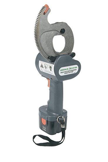 QUALITY I EXPERIENCE I PROFESSIONALISM I DEDICATION GEAR-DRIVEN CABLE CUTTERS REC-54M 2" JAW OPENING Primarily used to cut up to 1590 MCM ACSR* Huskie Tools