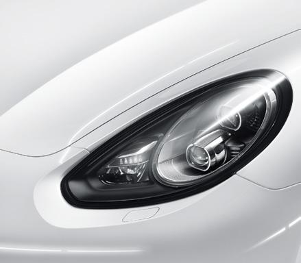 With their high-quality dark chrome metallic interior components and painted edges, the striking LED main headlights in black including Porsche Dynamic Light System Plus (PDLS+), give your Panamera