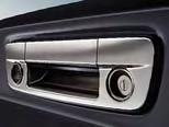 00 Exterior ppearance - Mopar Specialty Chrome ppearance Chrome Mirror Covers, Tailgate Bezels and Door Handle Pulls and Bezels are manufactured from automotive grade BS Chrome to withstand the