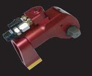 The internal reaction arm spline allows the operator to easily position the tool and, if