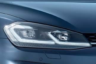 FACTORY-FITTED OPTIONS At Volkswagen, we work towards making sure that our cars are as close to how you want them as possible, and we understand that every detail needs to be right for you and your