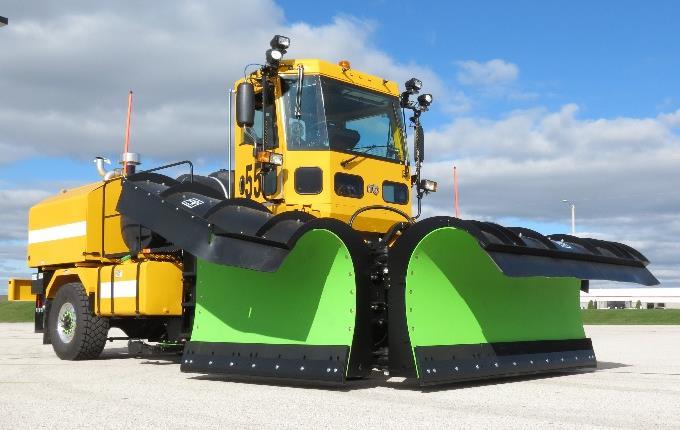 MB3 Chassis with Front Mount Plow Reference Only. Shown with optional 24 Ft folding plow Reference Only. Shown with optional 24 Ft flared plow Chassis with four wheel Tru-Trac 4 x 4 drive.