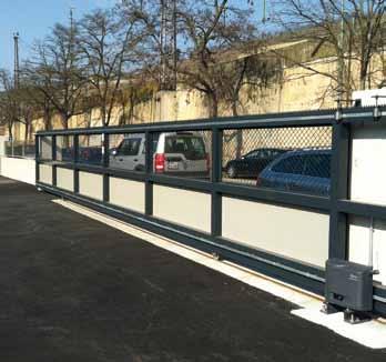 Ditec Cross A full range of products, for any type of service Ditec Cross 18-19 For sliding gates weighing up to 1800 kg They are ideal for heavy service (commercial and industrial entrances) Gear