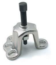 4320 UNIVERSAL HUB PULLER Removes wheel hubs mounted on tapered axles and press- t rear drum brakes.