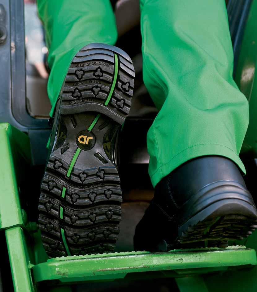 Safety shoes The EN 345 classes: SB Safety toecap S1 As SB standard, plus closed seat region and Anti-static properties, energy absorption of seat region S1P As S1 standard, plus penetration