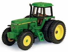 MCE45224X000 4 John Deere 4440 Tractor with Dual Wheels 1:64 scale