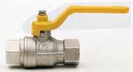 070 BERLIN ball valve, full flow SIZE PRESSURE CODE PACKING 1/2" (DN 15) 5bar/72,5psi 070B012 12/96 3/4" (DN 20) 5bar/72,5psi 070B034 8/40 1" (DN 25) 5bar/72,5psi 070B100 6/30 1"1/4 (DN 32)