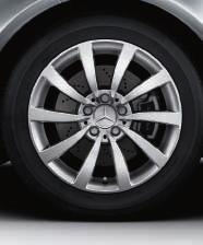 Exterior Light-alloy wheels 05 48.3 cm 19" 03 45.7 cm 18" 04 43.2 cm 17" 06 45.