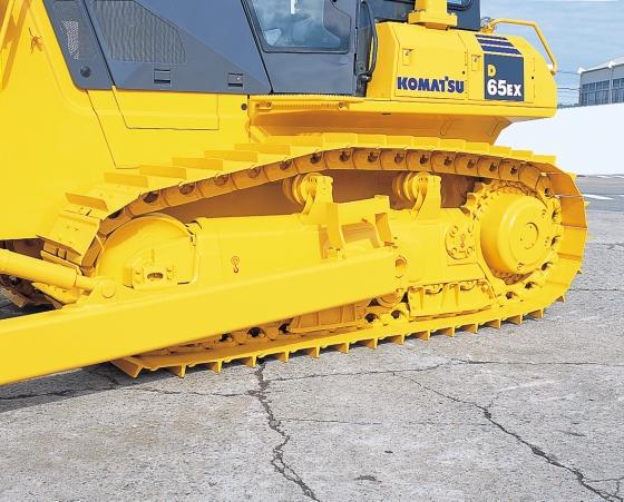 The track rollers are double flanged, thus supporting the link assembly in the best way and reducing wear to a minimum. Operator comfort Operator comfort is essential for safe and productive work.