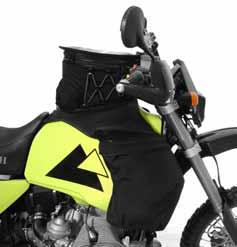 450 Tank Bag for BMW R 80/100GS The further development of our proven tank bag now offers an additional reflective elastic strap on the side which can be used to hold e.g. your gloves during a short stop.