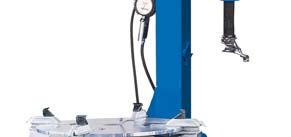 The mounting arm swings to the side so that the machine can be installed in a space-saving way directly near a wall. The double-acting bead breaker cylinder ensures gentle handling of rims.