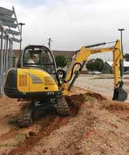 Tracks can be retracted for easier access on tight, cramped jobsites.