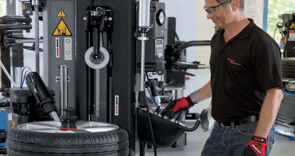 User Training 13 Tyre Changing with the Automatic Quadriga Tyre Changer Advanced Level Improvement of profound basic knowledge, solving difficult
