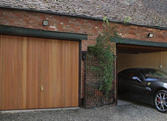 The Hörmann Series 2000 garage doors are undeniably attractive in appearance.