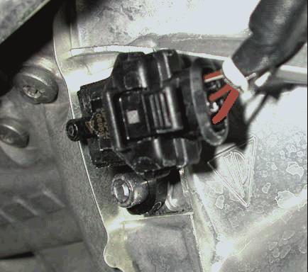 Ignition System Differential Hall-effect Sensor The Cayenne V6 has a differential Hall-effect rod-type sensor on the intake and outlet camshaft.