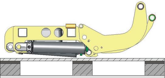 mounting adapters on the lifting gears main frame can be adjusted sideward to assure the correct