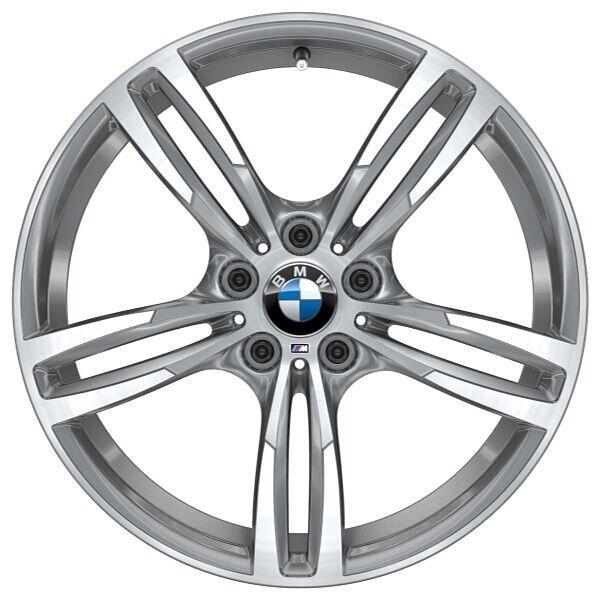 0, 275/40 R18 Code: 2PN Style: 513 M 19" Light Alloy Wheel Double-Spoke Style437 M with Mixed Performance x x x