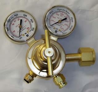 CO 2 Accessories Single Tank Regulator BECS PN: 9680043 Forged brass body and housing cap 2 guages Stem type seat mechanism