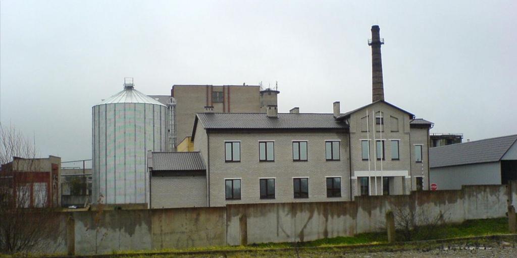 Nuotrauka iš (Palijanskas, 2007) KB SV Obeliai - gamybos apimtys sudaro apie 20 tūkst. t/m. Sumontavus 3 AGERATEC procesorius, biodyzelinas gaminamas perdirbant augalinės kilmės riebalus.