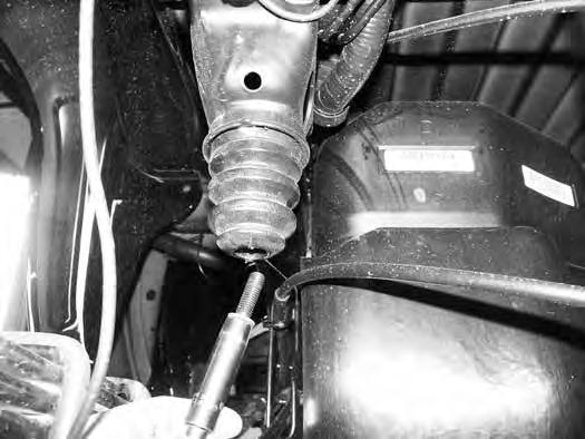 REAR LEAF SPRING INSTALLATION Complete the following steps one side at a time. 19. With the rear axle well supported, remove the leaf spring U-bolts. Discard the u-bolts, nuts and washers. 20.
