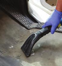 Truck Detailing Clean-Up Process Inspect Remove any trash and blow out the air vents. Vacuum the interior of the truck.