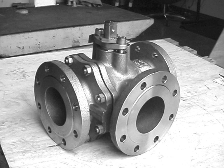 Three-Way Valve Block Fully Open or Closed in one Port Typically used for Multi product transfer applications Sizes