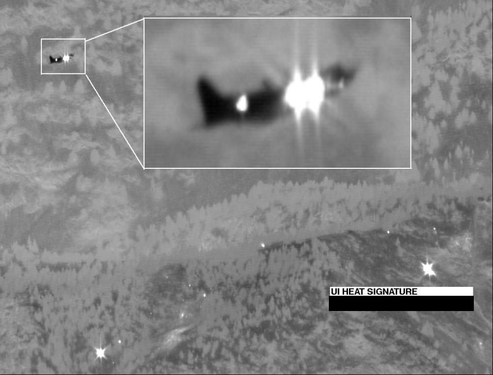 IR Image: Search of Tora Bora Cave Complex, AF 10 Dec 01 / 0200L Taliban Lookouts on