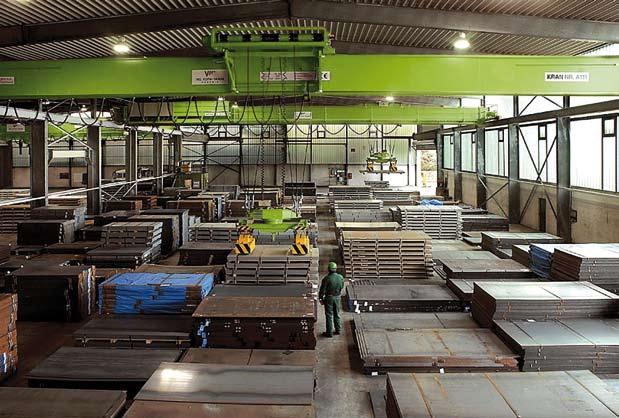 YOUR BASE PRODUCT ROLLED STEEL IN MANY VARIETIES The range of uses for our rolled steel products, bar steel and heavy plates, is exceptionally broad.