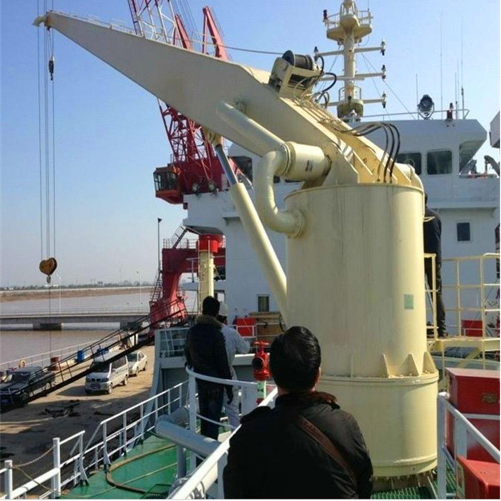 Deck Crane Located on the ships and boats, Used for cargo operations or boat unloading and